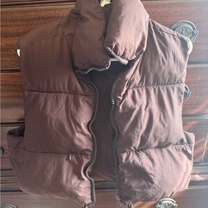 Puffer Vest in Deep Brown